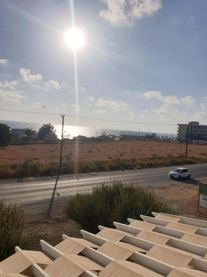 Blue Seaview Appartments Paphos Eksteriør bilde
